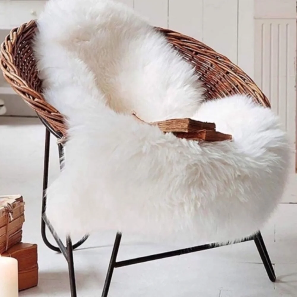 White Faux Fur Throw - soft & silky! NEW
